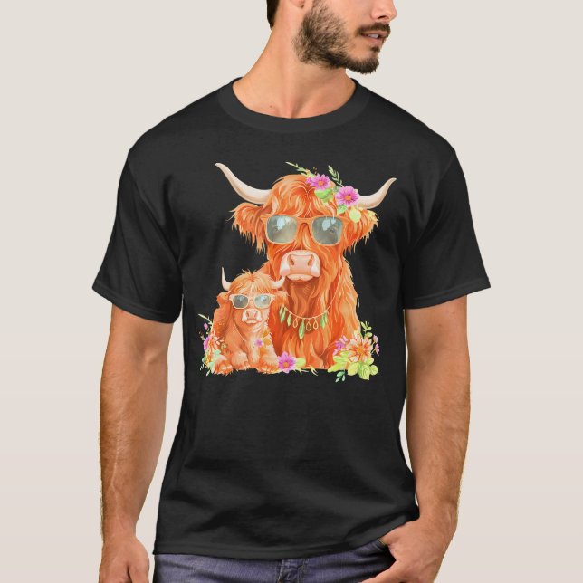 Cute Mama Highland Cow With Baby Calf Boho Floral  T-Shirt (Front)