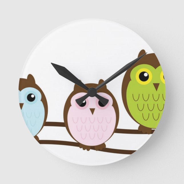 Cute Mod Chic Classy Destiny Owl Round Clock (Front)