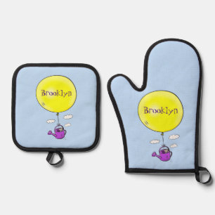 Cute mouse in watering can with balloon cartoon oven mitt & pot holder set