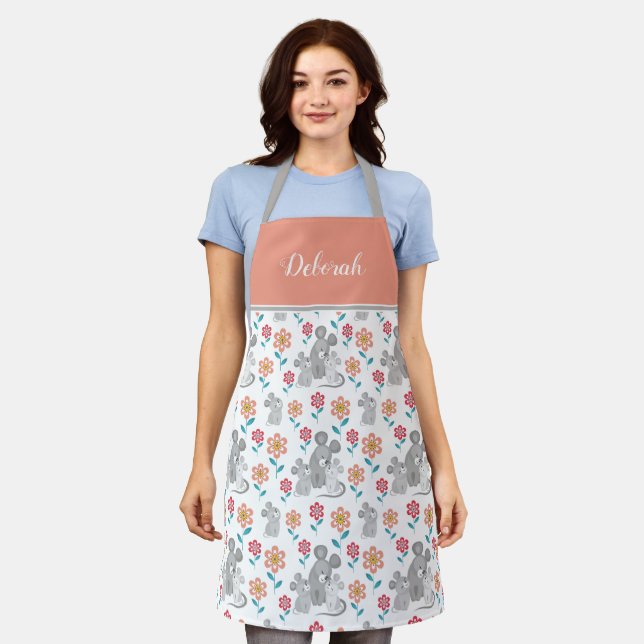 Cute mouse mother with babies, flowers pattern apron (Worn)