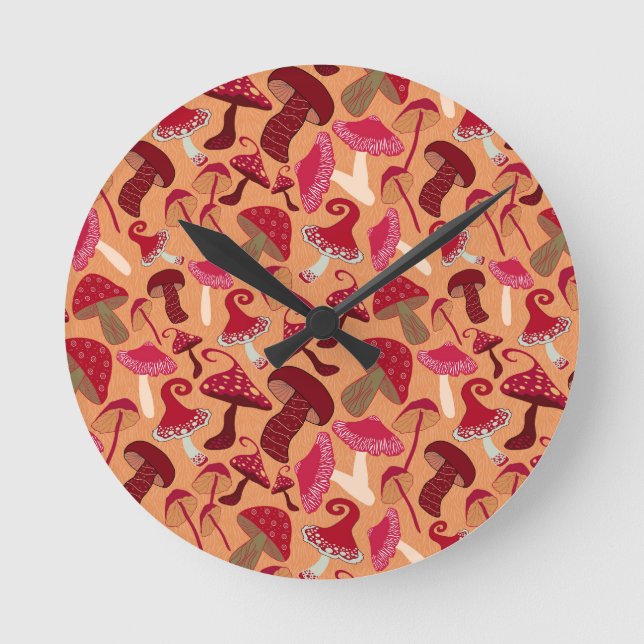 Cute Mushrooms Round Clock (Front)