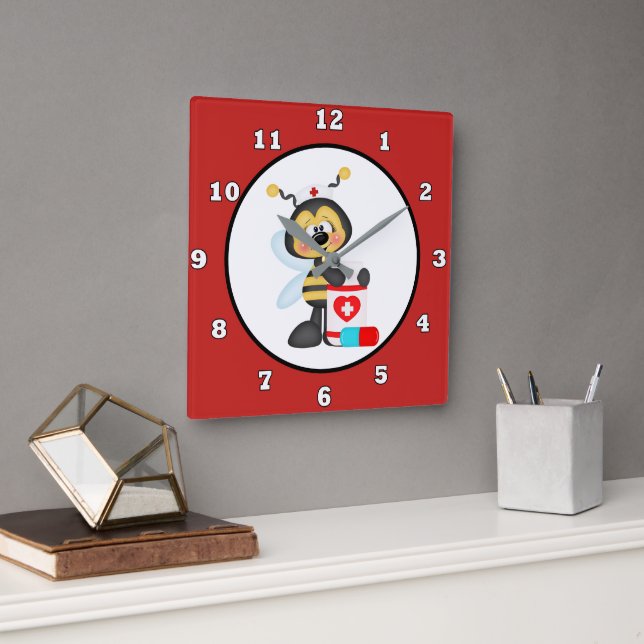 Cute Nursing station or home wall clock bee (Office)