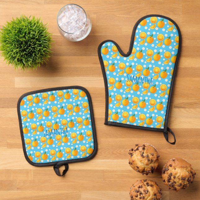 Cute oranges and White Flowers Oven Mitt & Pot Holder Set (Top Down)