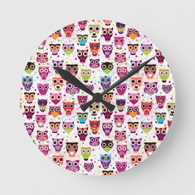 Cute owl background pattern for kids round clock (Front)