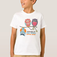 Cute Owl Cartoon Kid T-Shirt Looking at the World