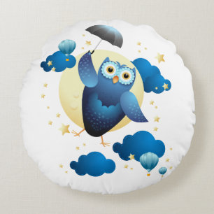 Cute Owl Flying with Umbrella  Round Cushion