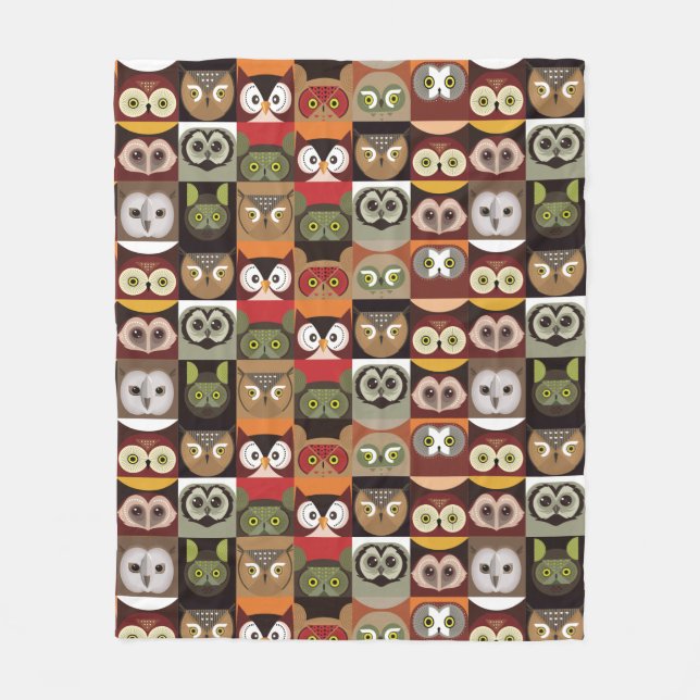 Cute Owl Pattern Fleece Blanket (Front)