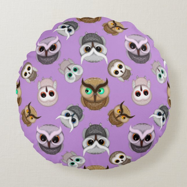 Cute Owls Pattern on Purple Background Round Cushion (Front)