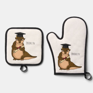 Cute pangolin graduating cartoon oven mitt & pot holder set