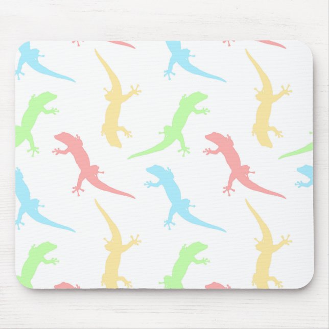 Cute Pastel Gecko Lizard Seamless Pattern Mouse Pad (Front)