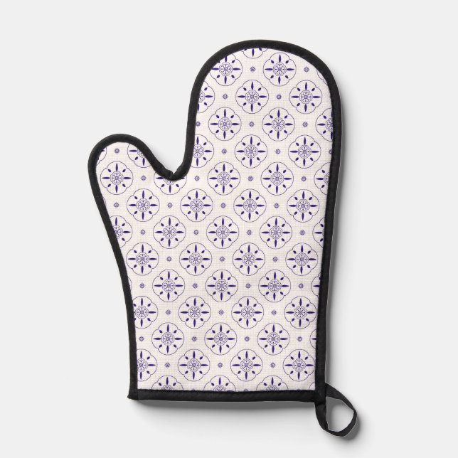 Cute pattern for Oven Mitt and Pot Holders (Front)