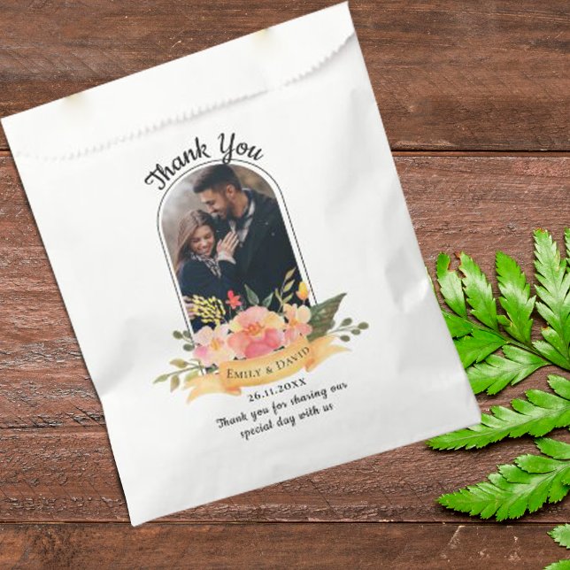 Cute Peach Floral Arch Photo Floral Wedding Party Favour Bag (Cute Peach Floral Arch Photo Floral Wedding Party Favor Bag)