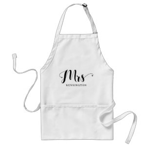Cute Personalised Mrs Newlywed Typography Standard Apron