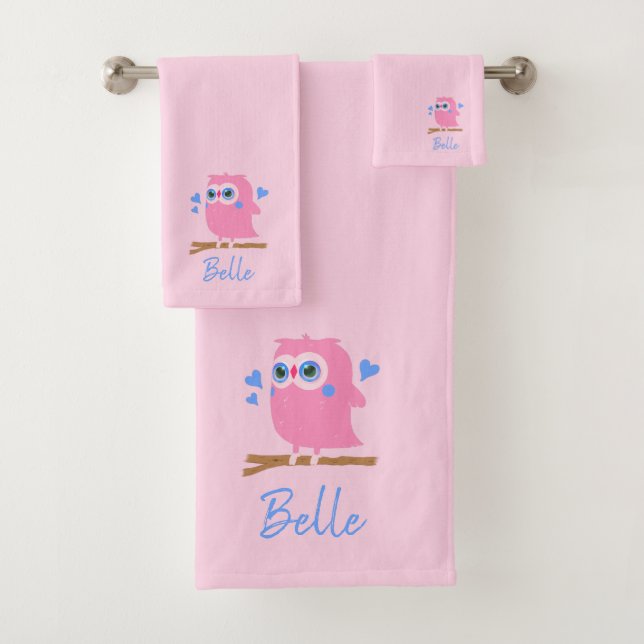 Cute Personalized Pink Owl Bathroom Towel Set (Insitu)