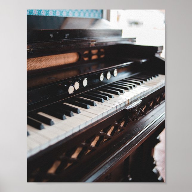 Cute Piano Design Poster (Front)