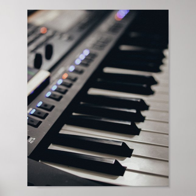 Cute Piano Design Poster (Front)