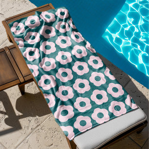 Cute Pink Floral Pattern Retro Bath Towel