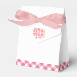 Cute, Plaid Valentine's Day pink and white Favour Box