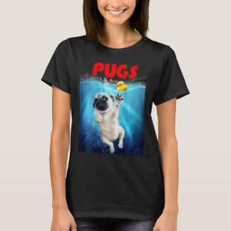 Cute Pug Dog Playing with Rubber Duck Toy at New Y T-Shirt