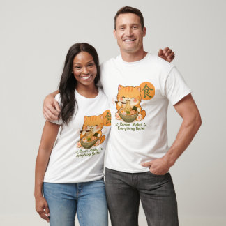 Cute Ramen Cat – Kawaii Cat Eating Ramen Japanese  T-Shirt