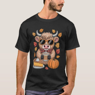 Cute Scottish Highland Cow Thanksgiving Pumpkin Fa T-Shirt