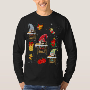 Cute Sewing Gnomes Funny Christmas Gnomes Sewing Q T-Shirt