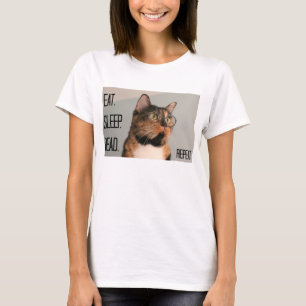 Cute Shirt for Cat Lover / Bookworm!