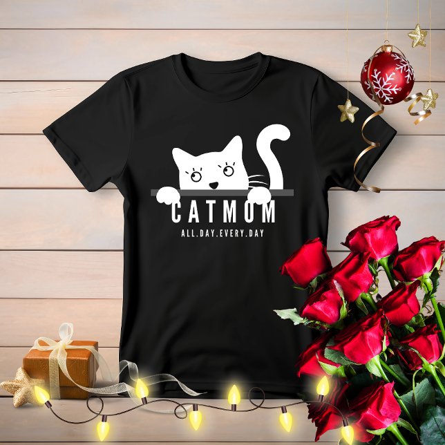 Cute simple design womens white cat lover mum  T-Shirt (Creator Uploaded)
