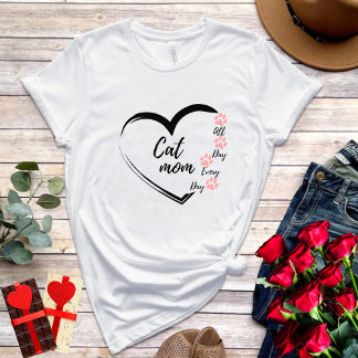 Cute simple heart design womens cat lover mum T-Shirt