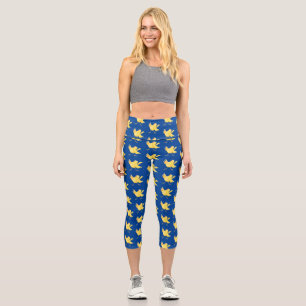 Cute singing yellow canary bird cartoon capri leggings