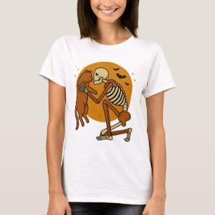 Cute Skeleton Hugging Cat Gothic Halloween Design T-Shirt