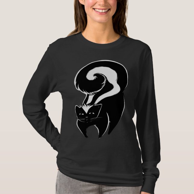 Cute Skunk Fun Nature  artwork T-Shirt (Front)
