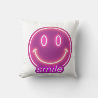 Cute Smiling Face Pillow – Cheerful Home Decor”