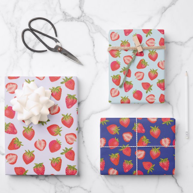 Cute Strawberry Pattern Wrapping Paper Sheet (Front)
