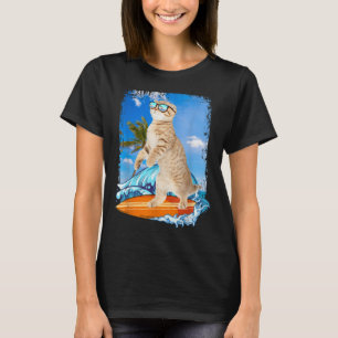 Cute Surfing Hawaiian Cat Lover Surfer Beach Summe T-Shirt