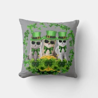 Cute Three Cats St Patrick Gift Kitty Kitten Irish Cushion
