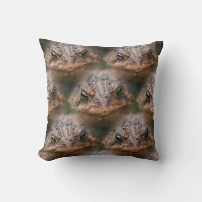 Cute Toad Face Animal Pattern Cushion (Front)