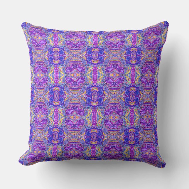 Cute violet paisley pattern cushion (Front)