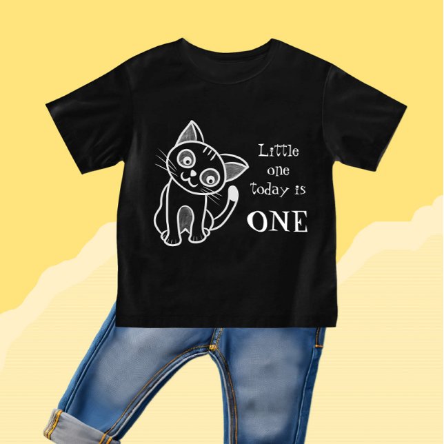 Cute white cat baby T-Shirt (Creator Uploaded)