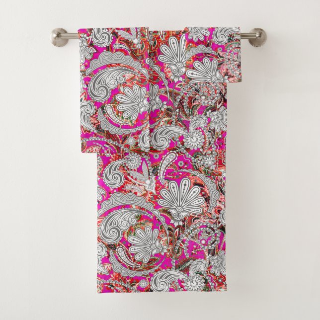 Cute white pink paisley patterns bath towel set (Insitu)