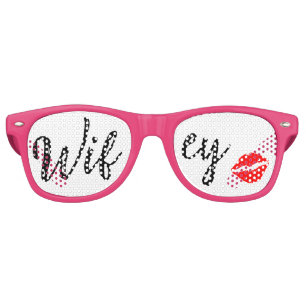 CUTE! 😎 Wifey Sunglasses – Fun Kiss Lips Lens