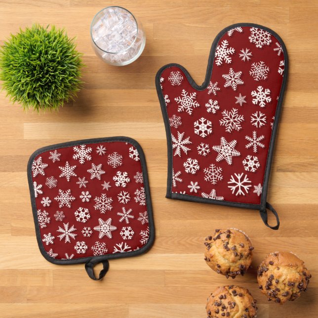 Cute Winter snowflakes tiled pattern  Oven Mitt & Pot Holder Set (Top Down)
