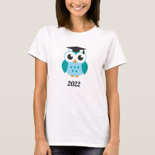 Cute wise owl graduation 2022 T-Shirt