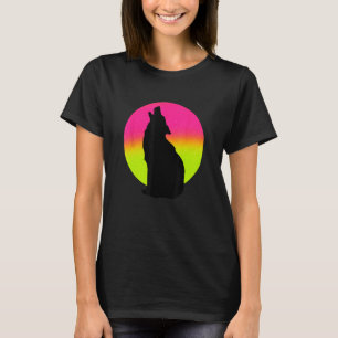 Cute Wolf   Howling Wolf Retro Sunset T-Shirt