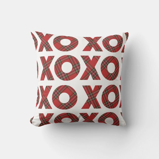 Cute XOXO Red Plaid Christmas Pattern Cushion (Front)
