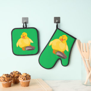Cute Yellow Duck Funny Oven Mitt & Pot Holder Set