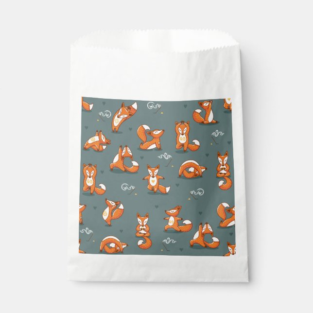 cute yoga foxes funny green favour bag (Front)