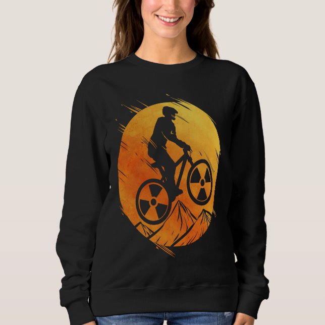 Cyclist mountain bike for bike tour bike sweatshirt (Front)