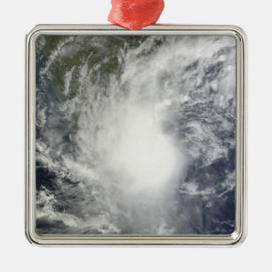 Cyclone Jal Metal Tree Decoration