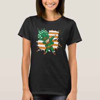 Dabbing C Retro American Flag Ireland St Patrick's T-Shirt